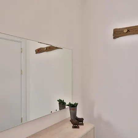Siralar Memo Tas Evi * Kaş